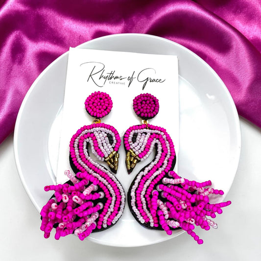 Tropical Chic: Hot Pink Beaded Flamingo Earrings for the Bold and Fashionable! 🌺🦩✨