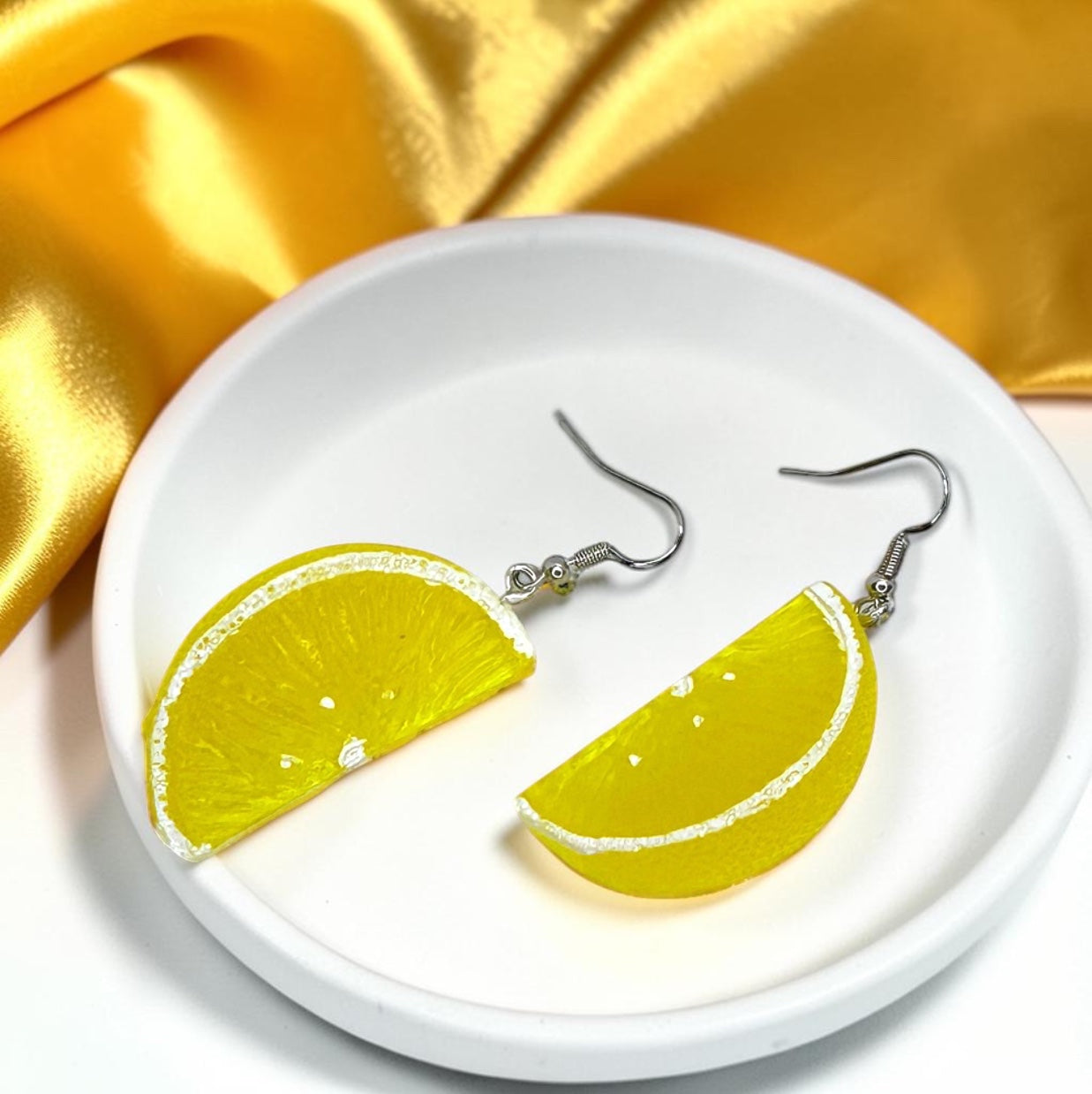 Zesty Lemon Dangle Earrings: Fresh Citrus Vibes for Your Style! 🍋