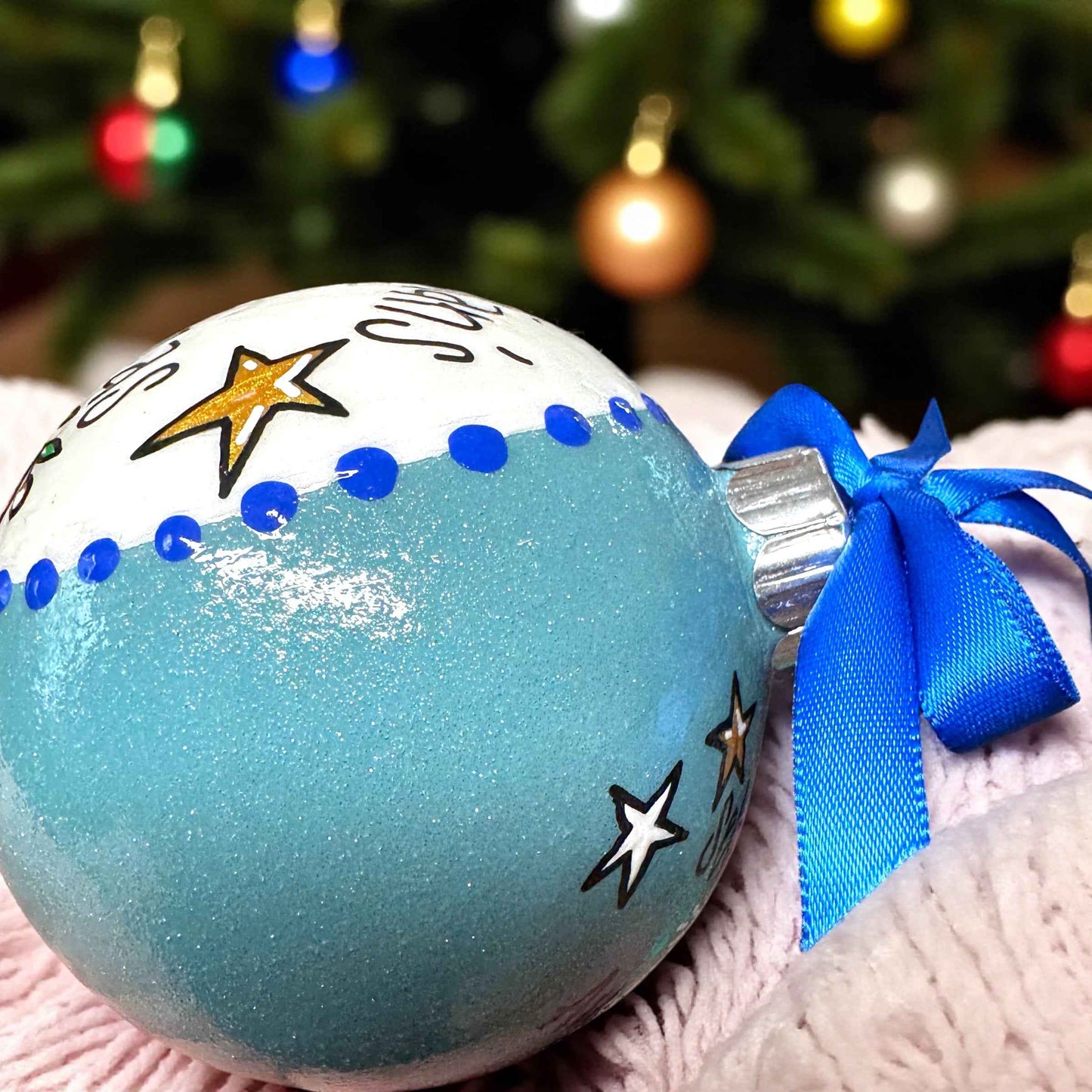 Baby’s First Christmas Ornament | Personalized Keepsake Bauble 2025 | Hand-Painted Sparkly Holiday Decoration