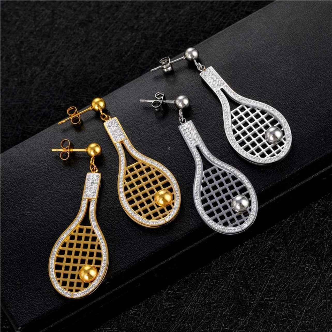 Dazzling Rhinestone Dangle Tennis Earrings – Score Your Style! 🎾