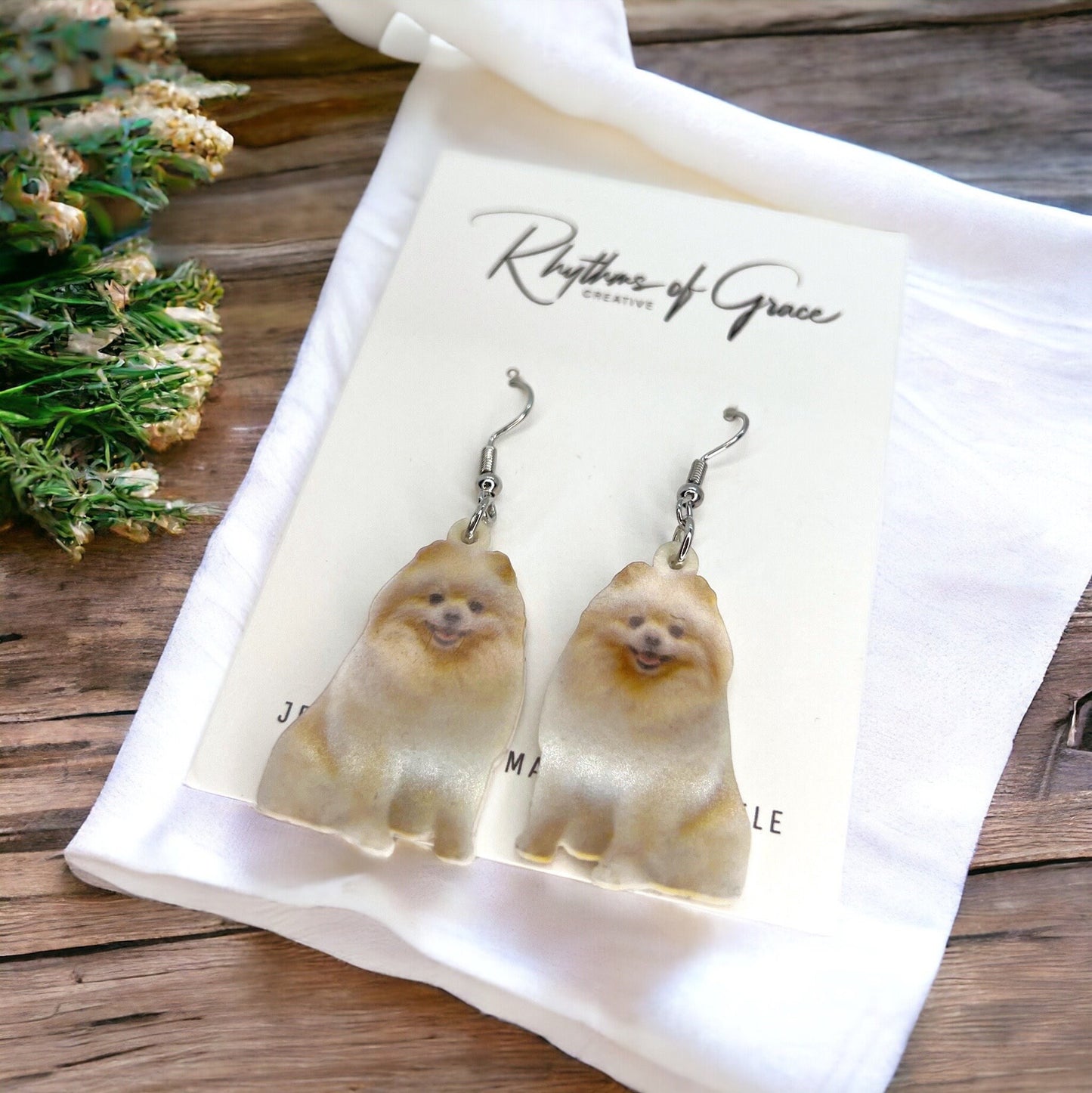 Pomeranian Earrings - Pomeranian Dog, Dog Earrings, Dog Jewelry, Dog Mom, Pomeranian Breed, Handmade Earrings, Pomeranian Gift, Pomeranians