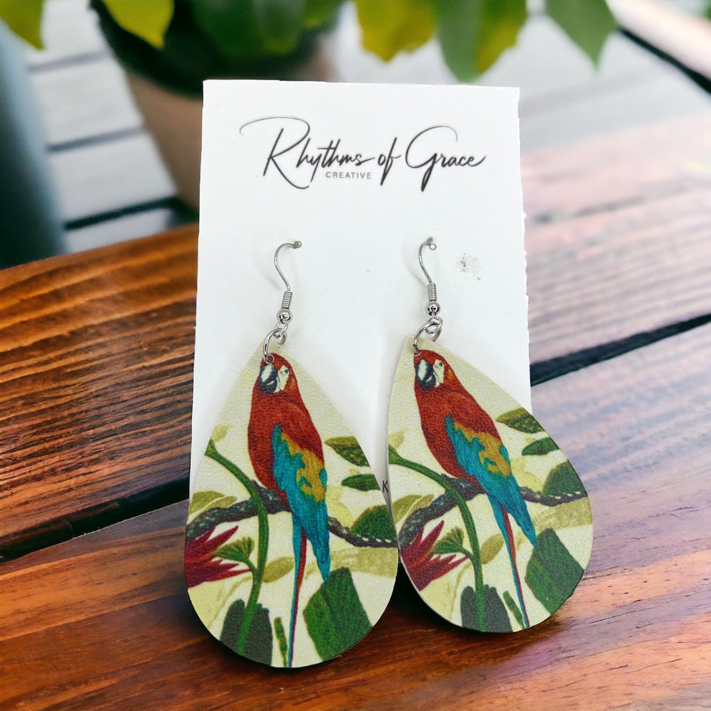 Parrot Earrings - Parrot Jewelry, Handmade Earrings, Macaw Earrings, Animal Earrings, Animal Jewelry, Bird Earrings, Tropical Bird, Island