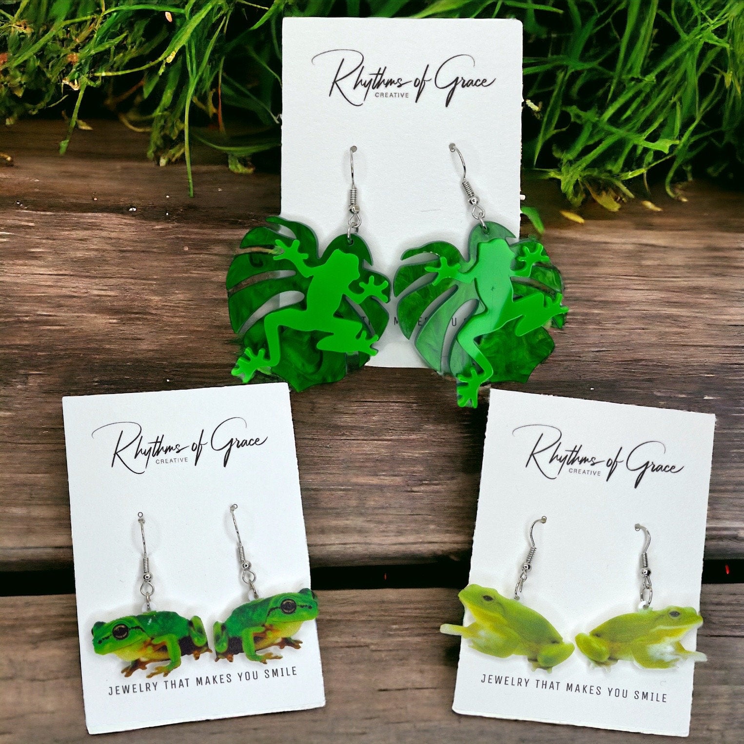 Frog Earrings - Frog Jewelry, Handmade Earrings, Tree Frog, Animal Earrings, Animal Jewelry, Frog Accessories, Green Frog, Frog Prince