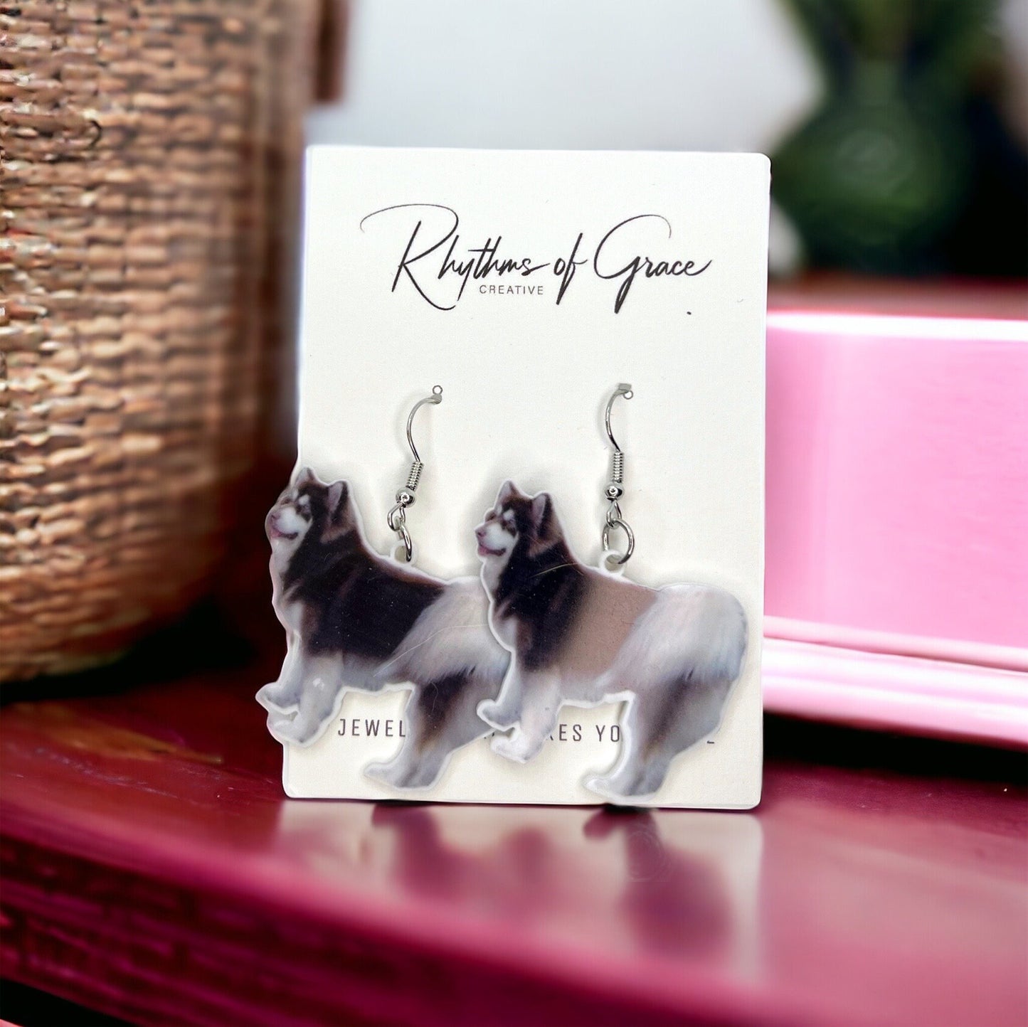 Siberian Husky Earrings - Malamute Dog, Finnish Lapphund, Dog Earrings, Dog Jewelry, Dog Mom, American Eskimo Dog, Husky Jewelry, Husky Dog