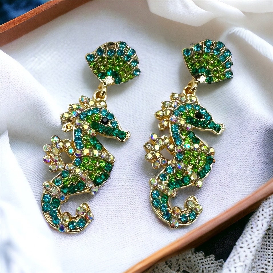 Seahorse Earrings - Seahorse Jewelry, Ocean Earrings, Seashore Earrings, Handmade Earrings, Handmade Jewelry, Animal Earrings, Ocean Animal