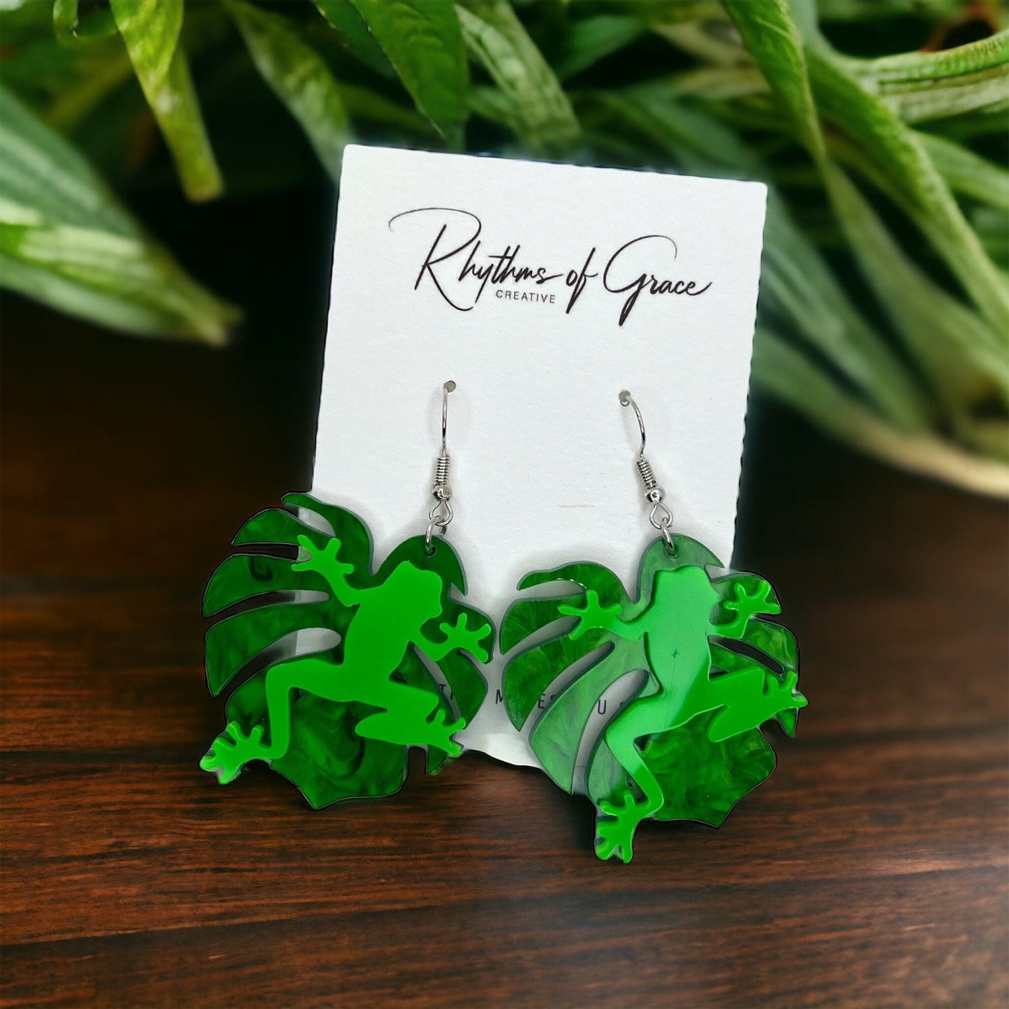 Frog Earrings - Frog Jewelry, Handmade Earrings, Tree Frog, Animal Earrings, Animal Jewelry, Frog Accessories, Green Frog, Frog Prince