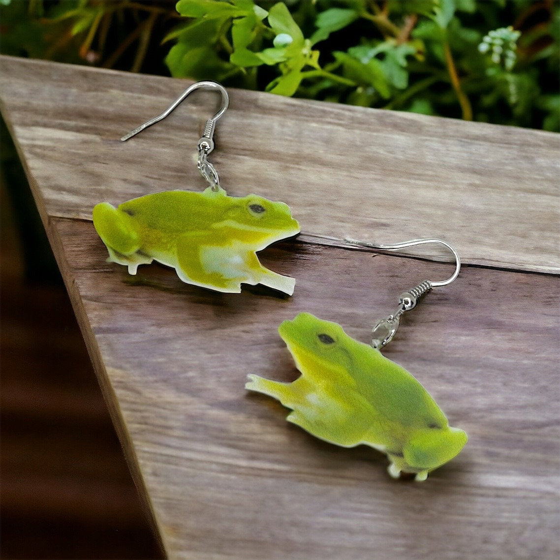 Frog Earrings - Frog Jewelry, Handmade Earrings, Tree Frog, Animal Earrings, Animal Jewelry, Frog Accessories, Green Frog, Frog Prince