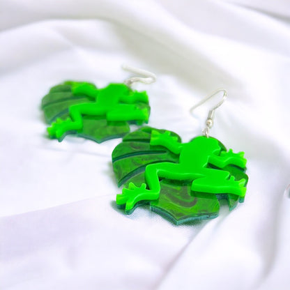 Frog Earrings - Frog Jewelry, Handmade Earrings, Tree Frog, Animal Earrings, Animal Jewelry, Frog Accessories, Green Frog, Frog Prince