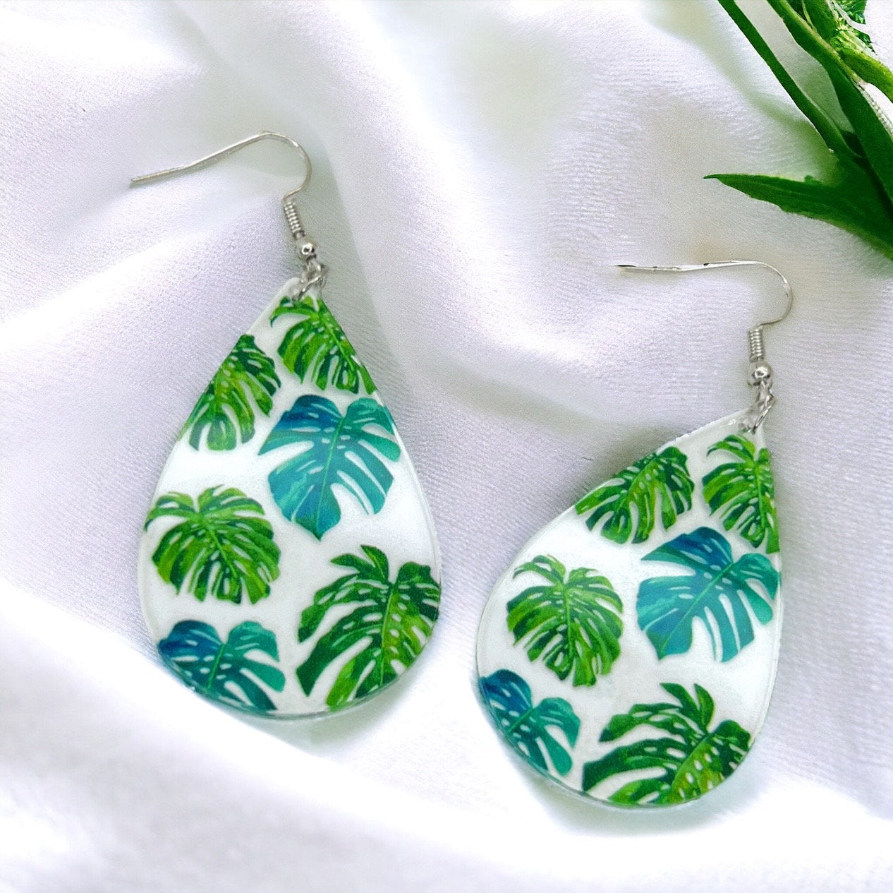 Plant Earrings - Plant Jewelry, Dangle Earrings, Boho Chic, Boho Style, Plant Lady, Bohemian Style, Handmade Earrings, Green Thumb, Plants